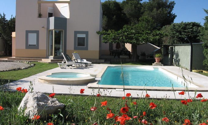 Arles Villa | Amplio y funcional casa de arquitecto en el corazón de la Provenza