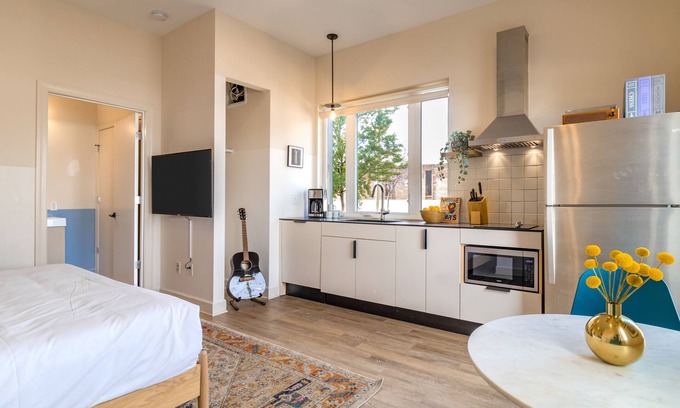 Buena Vista Apartamento | Conway B102 by AvantStay | Studio in the Heart of Nashville