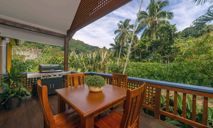 Arorangi Villa | Cook Islands Holiday Villas Turtle