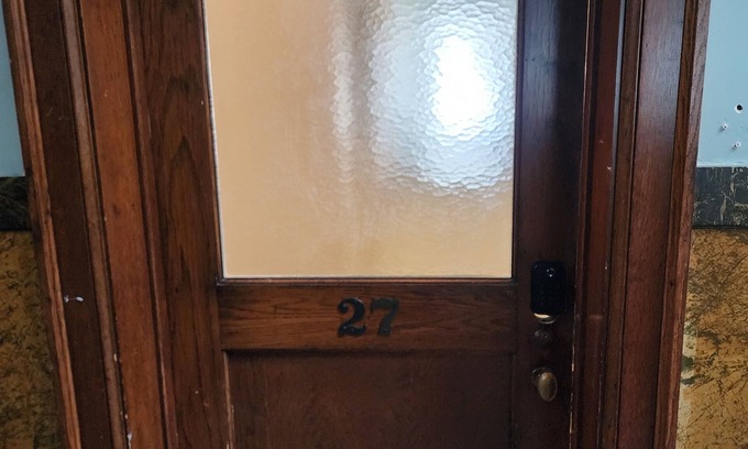 Lorain Apartamento | Cool 2-bedroom apartment with AC in Lorain