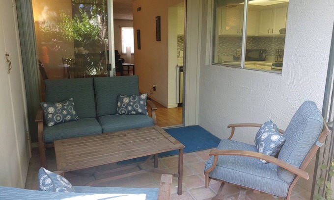 Arcadia Villa Casa | Refrescarse en la piscina> Arcadia y Old Town Scottsdale 2BR 2BA