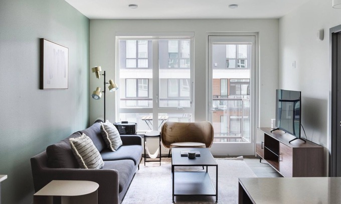 Totem Lake Apartamento | Cool Kirkland 1BR w/ Gym, Lounge, Balcony, A/C & W/D, by Blueground