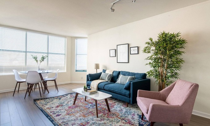 China Basin Apartamento | Cool South Beach 2BR w/ Roof Tennis, nr Public Transport, by Blueground