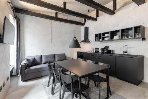 Weissensee Apartamento | COOLEST Apartment in Berlin, easy Check-in, close to center, Black & White Maisonette #6