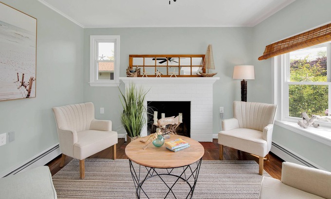 Old Saybrook Casa | Coop at the Beach- Beach, Dog and Family Friendly!