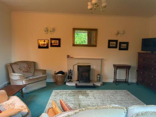 Ballickmoyler Casa | Cooper Hill R93R209
