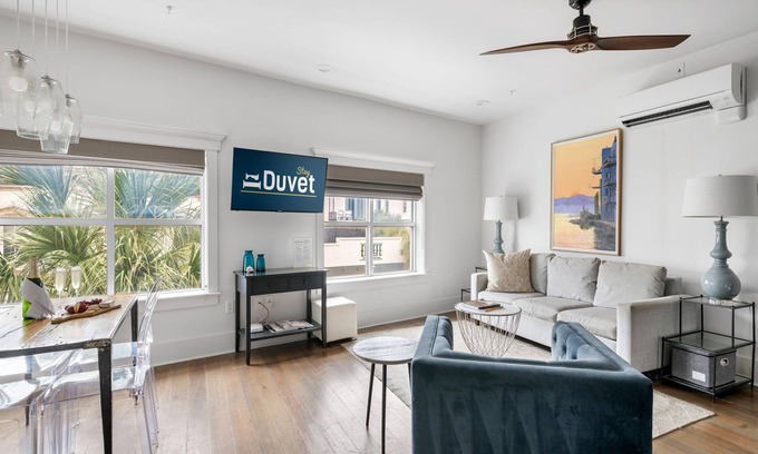 Downtown Charleston Apartamento | Cooper Suite: Great Restaurants | Historic King St
