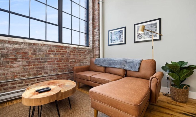 Peoria Apartamento | Cooperage 214 | Mid-century 1BD Loft | Peoria
