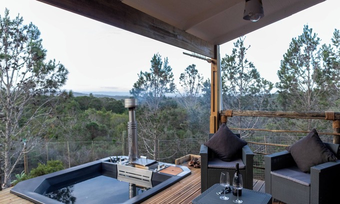 Kouga Cabina | Coopers Highlands