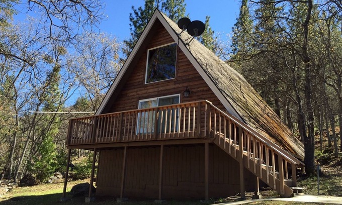 Montague Cabina | Copco Lake Cabin Retreat