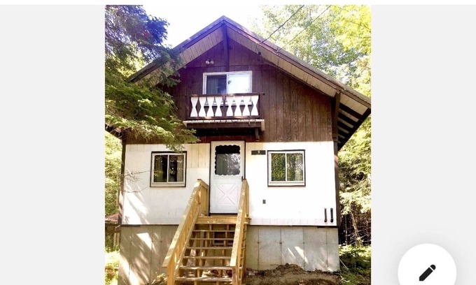 Stratton Casa | Coplin Camp 7 Miles from Sugarloaf