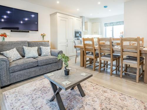 Ludchurch Casa | Copper Beech Cottage - Uk35892