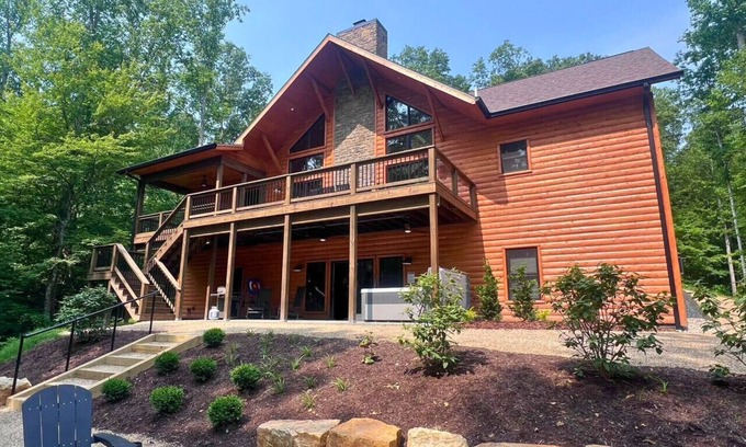 Gnaw Bone Cabina | Copper Cliff Cabin in Brown County