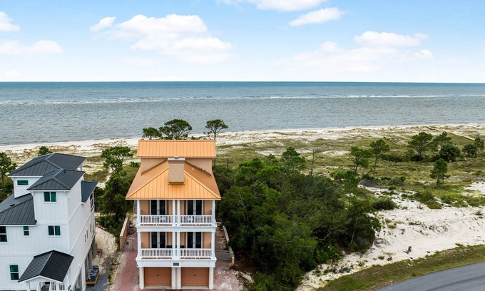 Indian Pass Casa | Copper Cove: Unique Beachfront Home with Hot Tub and Huge Kitchen. Sleeps 16!