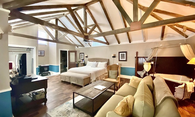 San Jacinto Cama Y Desayuno | Coppersmith Inn B&B