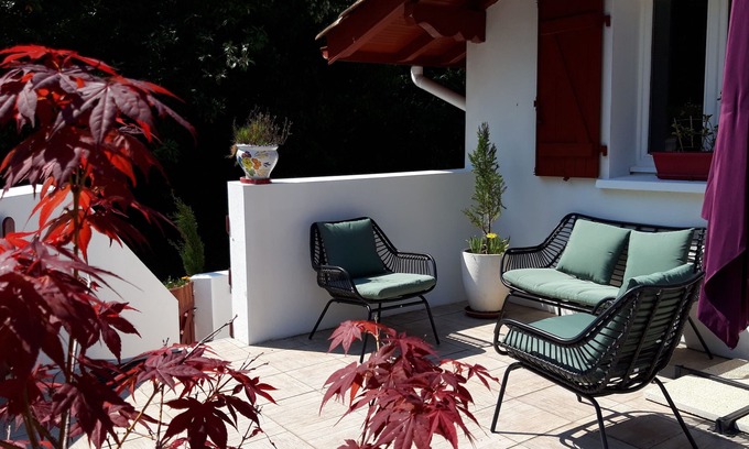 Saint-Pee-sur-Nivelle Cabaña | Coquet tipo casa T3 de 96 m2 tranquila con piscina 8x4 y terraza de 30 m2