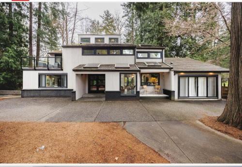 Maple Ridge Casa | Cora Rivergarden Retreat