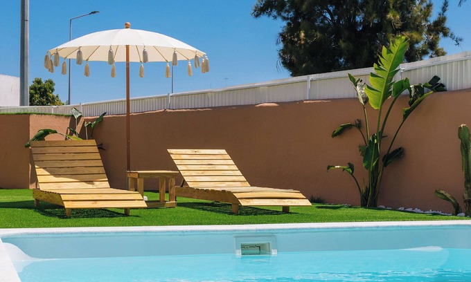Areias de Sao Joao Casa | Coral Botique Suites