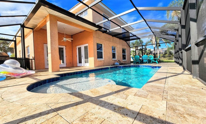 Marineland Acres Casa | "Coral Casa" Amazing Pool House next to the Beach! 3 Min Walk! Awesome Pool!