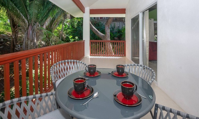 Antoneys Cay Condominio | Coral Cove At Jardines De Catalina 1 Bedroom Condo by RedAwning