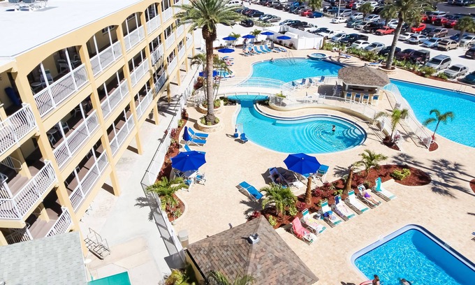 St. Pete Beach Apartamento | Coral Reef Beach Resort