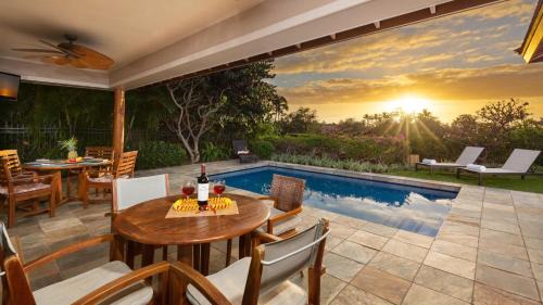 Kamuela Casa | CORAL REEF Lush 4BR KaMilo Home with Heated Pool and Guest Cottage