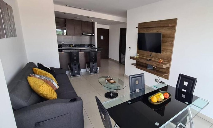 Guayaquil Apartamento | CORAL SUITE CON VISTA CIUDAD/PISCINA, GYM, PARQUEO