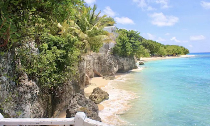 Prospect Apartamento | Coralita No1. Oceanfront Property Near Sandy Lane