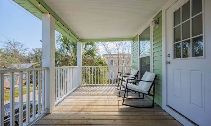 Downtown Historic District Casa | Cordova Dream Upper