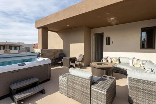 Washington Casa | Corner Casita Spacious 6 bedroom private bathrooms