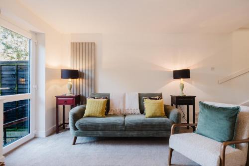 Cheltenham Apartamento | Corner House - Bright 2 Bed in Cheltenham