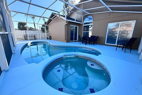 Indian Wells Casa | Corner Lot Pool Home Central Located near Disney