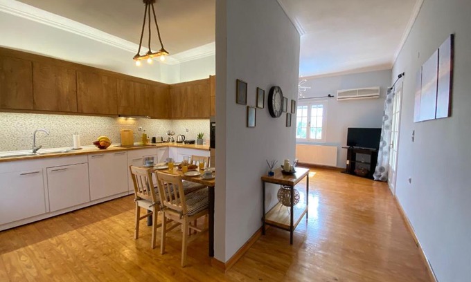 Potamos Casa | Coro Cozy House