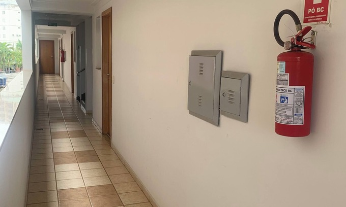 West Sector Apartamento | Corporate flat with 5 single beds in Bueno