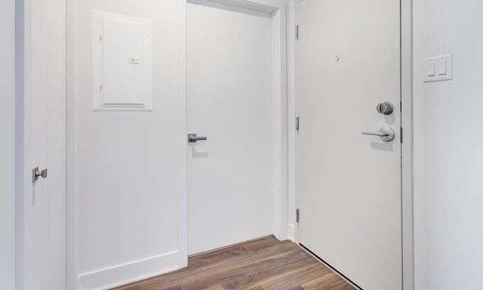 Brossard Apartamento | Corporate Stays | Lumeo | Modern and bright 2BR
