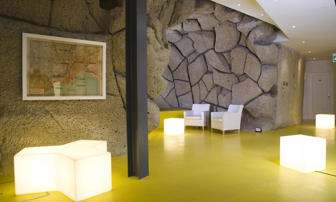 Montecalvario Hotel | Correra 241 Lifestyle Hotel