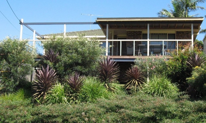 Scotts Head Casa | Corridgersea - Scotts Head