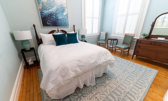 Edenton Cama Y Desayuno | Captain's Quarters Inn Rm. 2