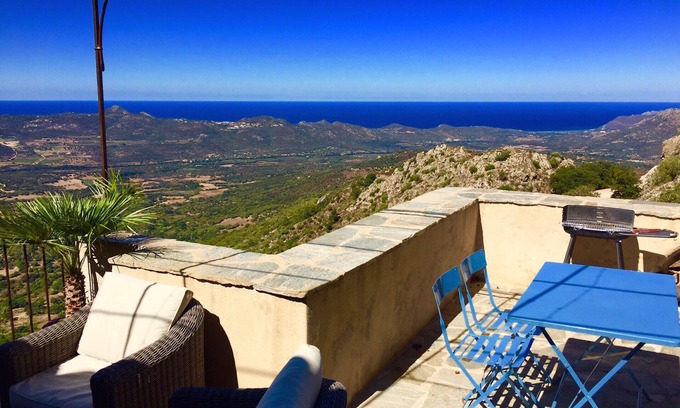 Speloncato Casa | CÓRCEGA Casa vista al mar excepcional en un pueblo entre mar y montaña