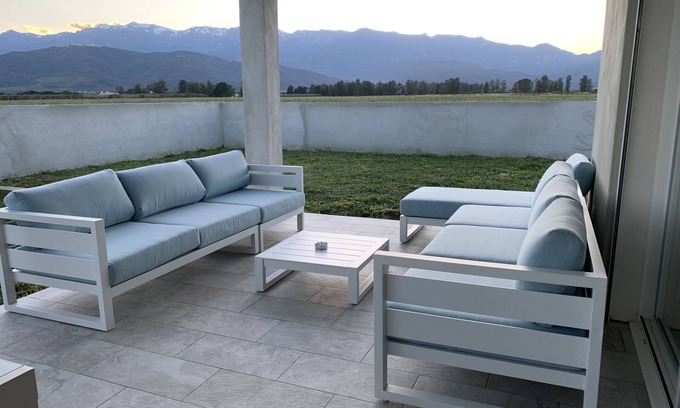Ghisonaccia Casa | Corsica Villa with pool at the foot of the mountains 4kms from the sea