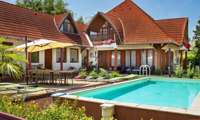 Balatonmariafurdo Apartamento | Cortaderia 2 by Interhome