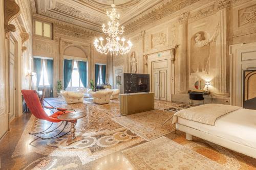 Verona City Centre Hotel | Corte Realdi - Palazzo Camozzini