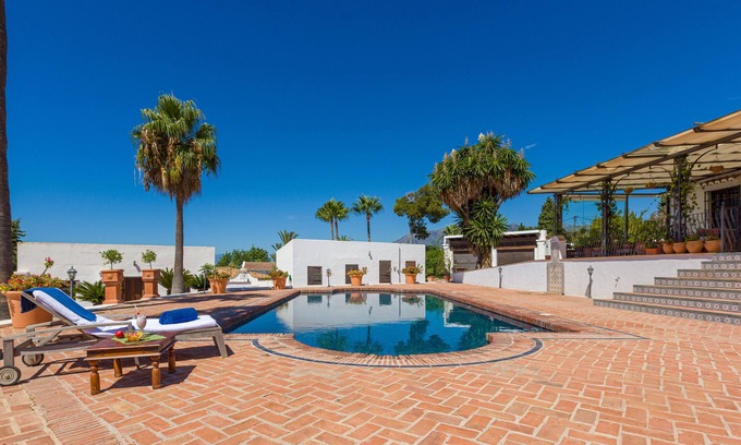 Urbanización el Rosario Hotel | Cortijo Boutique Marbella