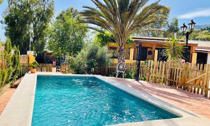 Antequera Chalet De Esquí | Cortijo el Alcornocal