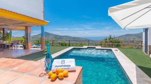 Sayalonga Casa | Cortijo La Encina Sayalonga by Ruralidays