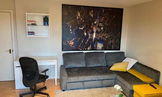 Loxford Apartamento | Cosey 1-bedroom condo