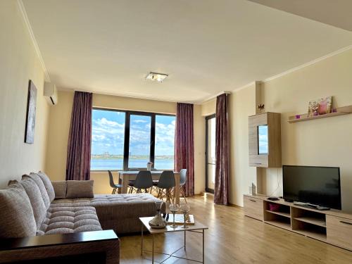 Pomorie Apartamento | Cosher Gardenia Palace Apt 6