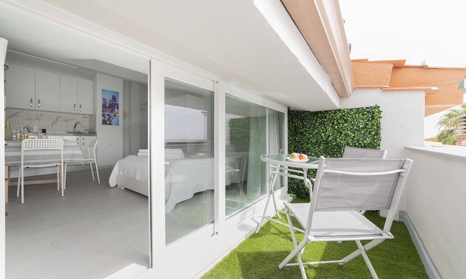 Coslada Apartamento | Buhardilla con terraza acogedora