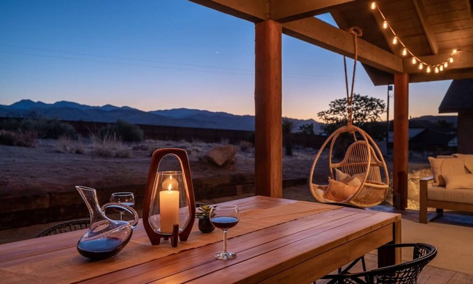 Pioneertown Casa | Cosmic Ranch-Private and Luxurious!