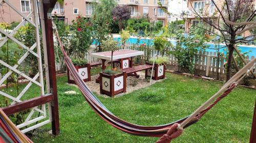 Stefanestii de Jos Apartamento | Cosmopolis - ap cu gradina si piscina